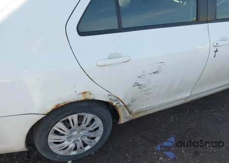 2012 Toyota Yaris z USA, uszkodzony, nr VIN JTDBT4K34CL021628